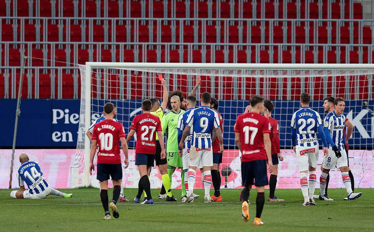 埃弗顿主场优势明显,切尔西欧冠失利后能否重振旗鼓?