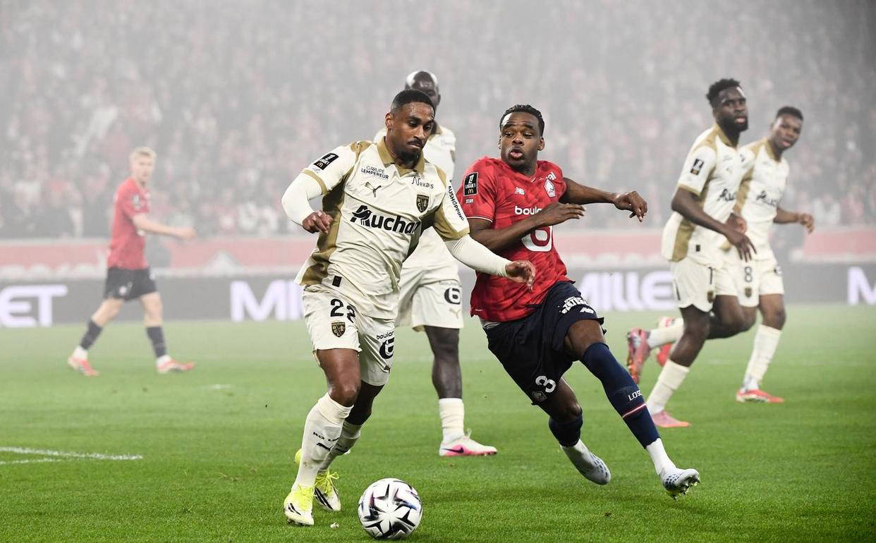 法甲第28轮精彩纷呈,积分榜格局迎来重要调整